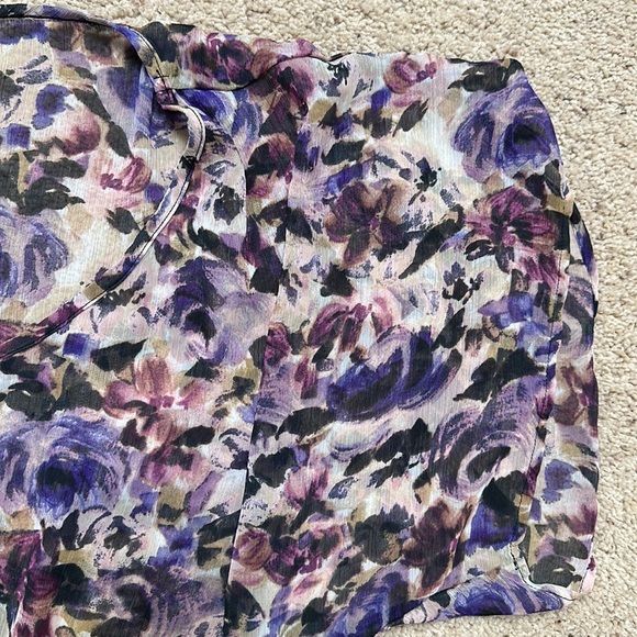 Susie Rose floral sheer top XL - Picture 5 of 5